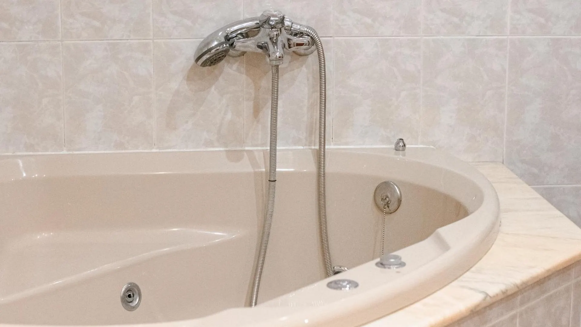Hostal Habitaciones & Suites Don Pepin Malaga