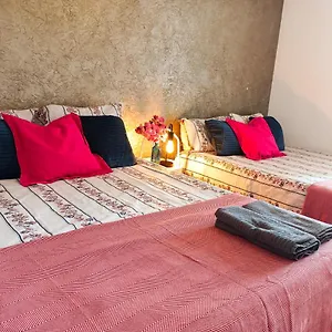  Hostal Urquinaona Rooms España