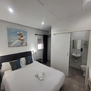 Gasthuis Ayz Frailes - Auto Check-in (adults Only), Málaga