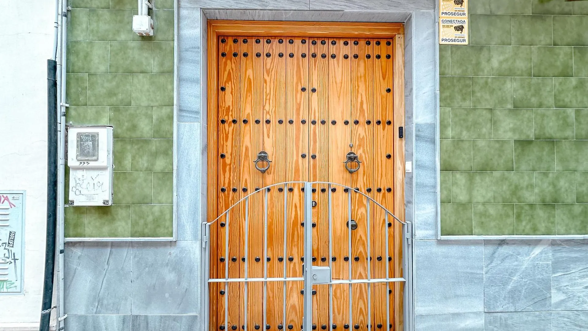 Hostal Habitaciones & Suites Don Pepin Málaga