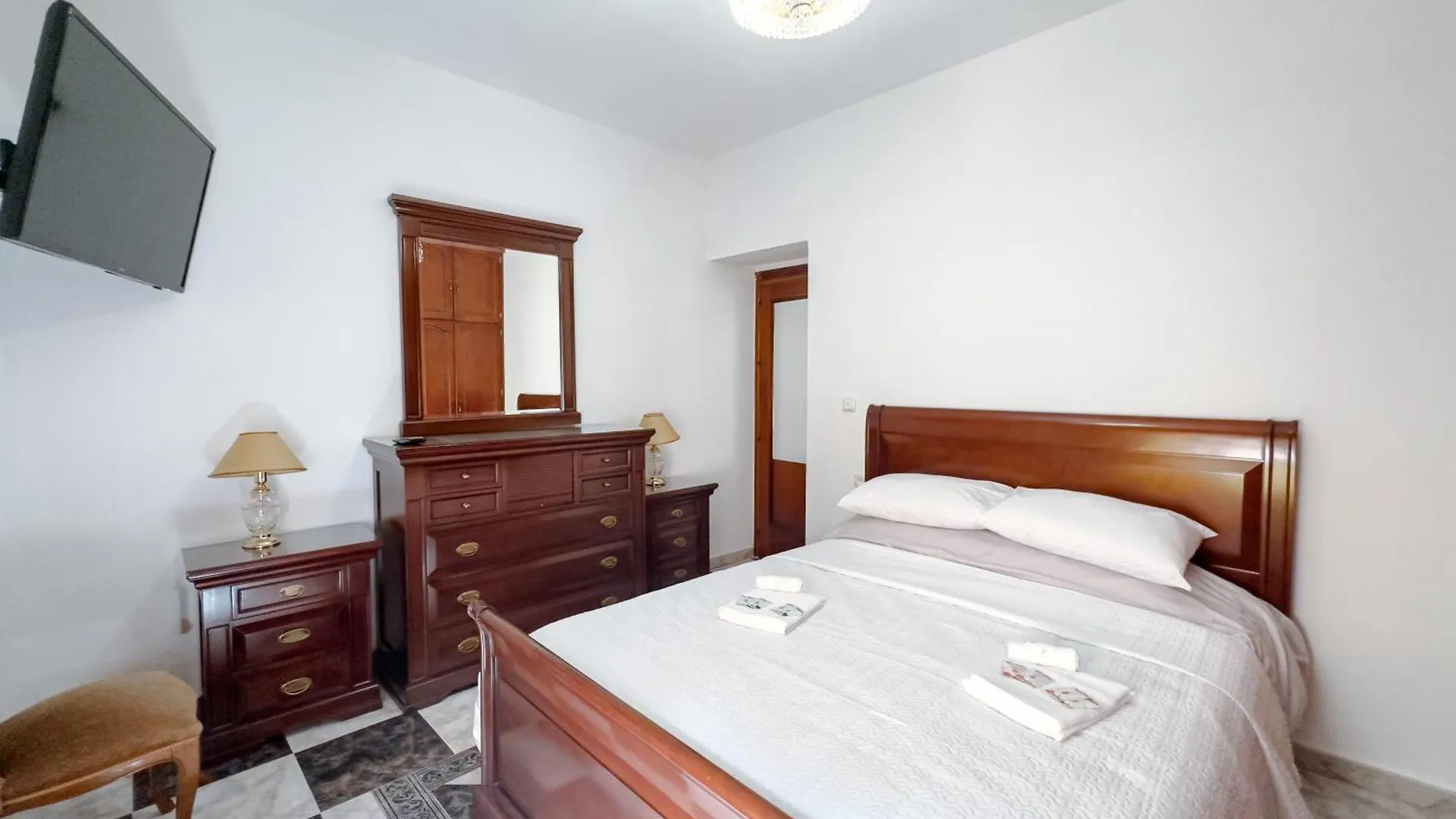 Hostal Habitaciones & Suites Don Pepin Málaga Pensión