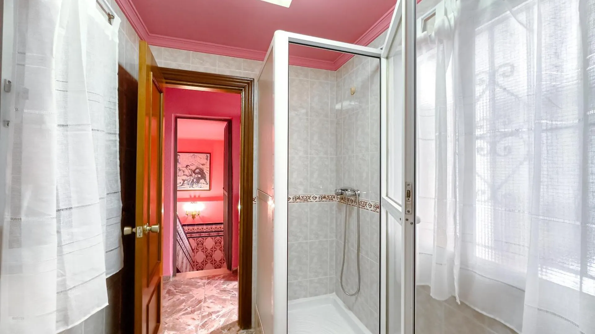 Hostal Habitaciones & Suites Don Pepin Málaga España