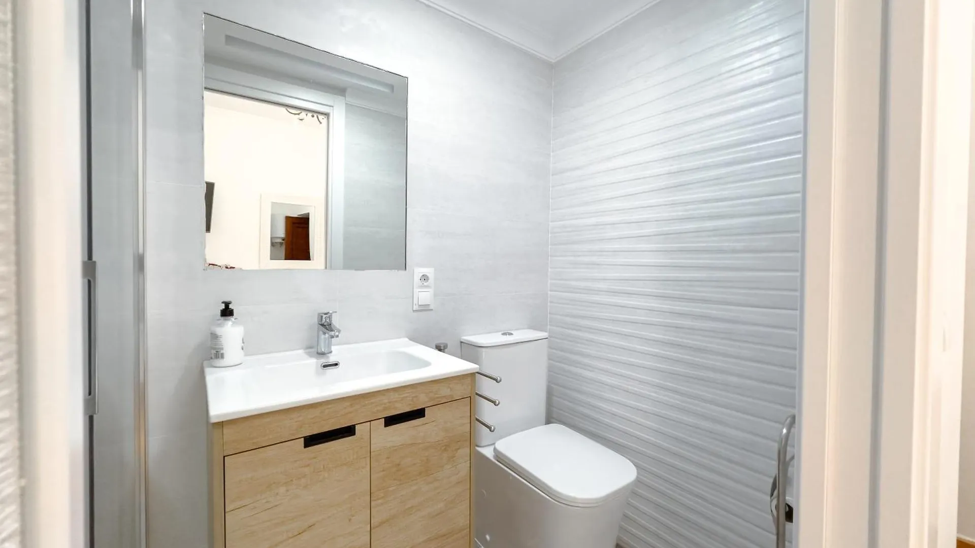 Hostal Habitaciones & Suites Don Pepin Málaga Pensión