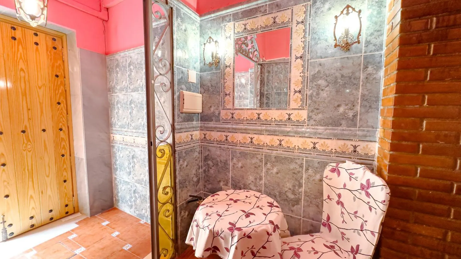 Hostal Habitaciones & Suites Don Pepin Málaga Pensión